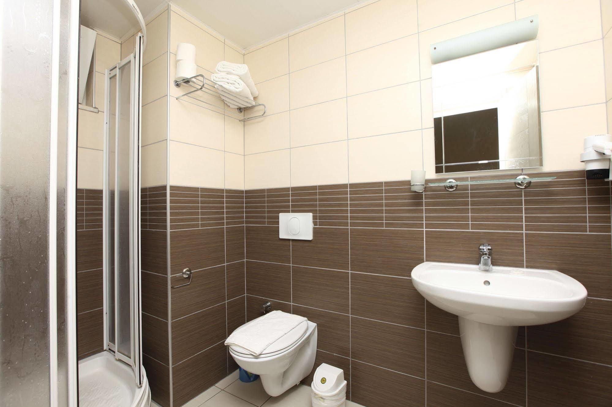 Hanay Suit Otel Side Bagian luar foto